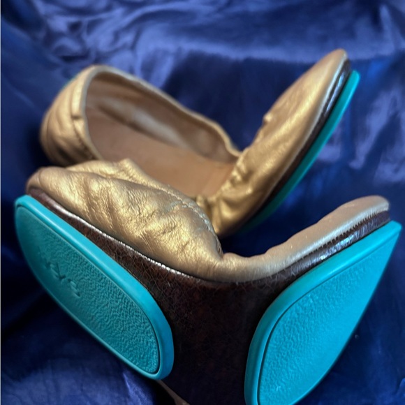 Tieks comfy gold flats. Size 7! - Picture 2 of 6